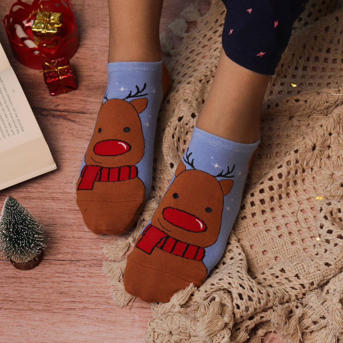 Thela Gaadi Low cut ankle sock - Jingle Joy Winter themed Socks